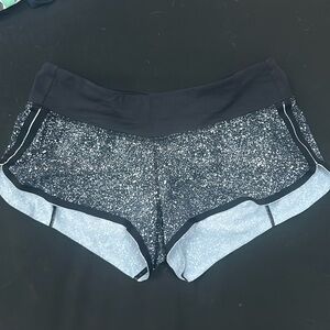 Lululemon speed up shorts 2.5 inches